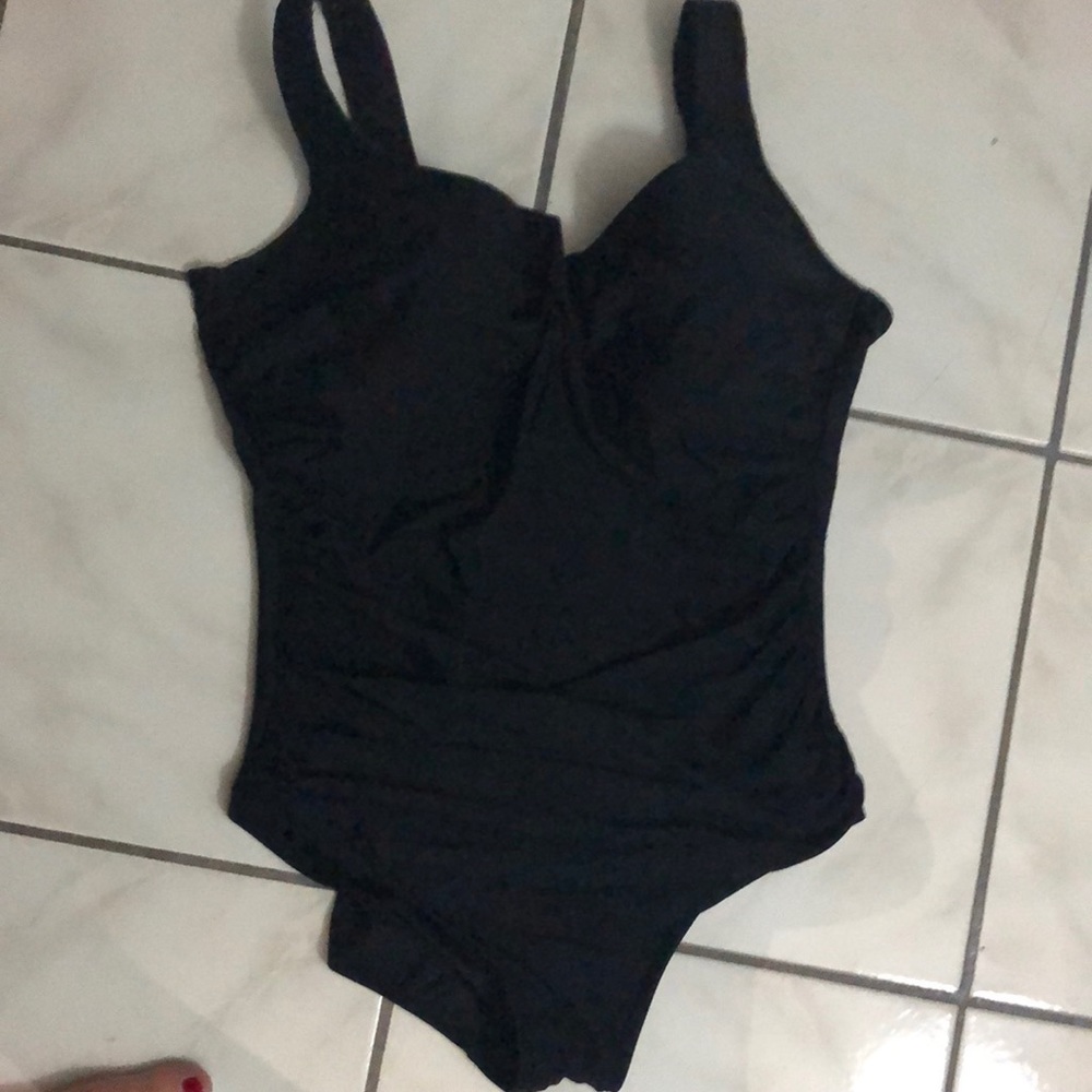 Talbots miracle suit black soft cup bra